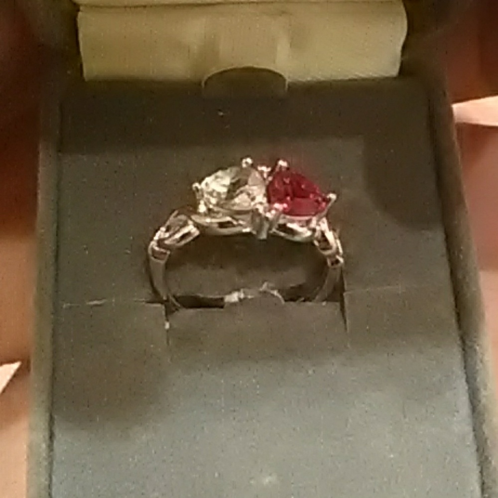 Ring - Picture 2 of 3